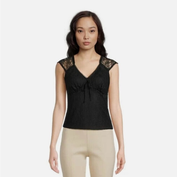 No Boundaries Black Lace Top - Picture 9 of 11